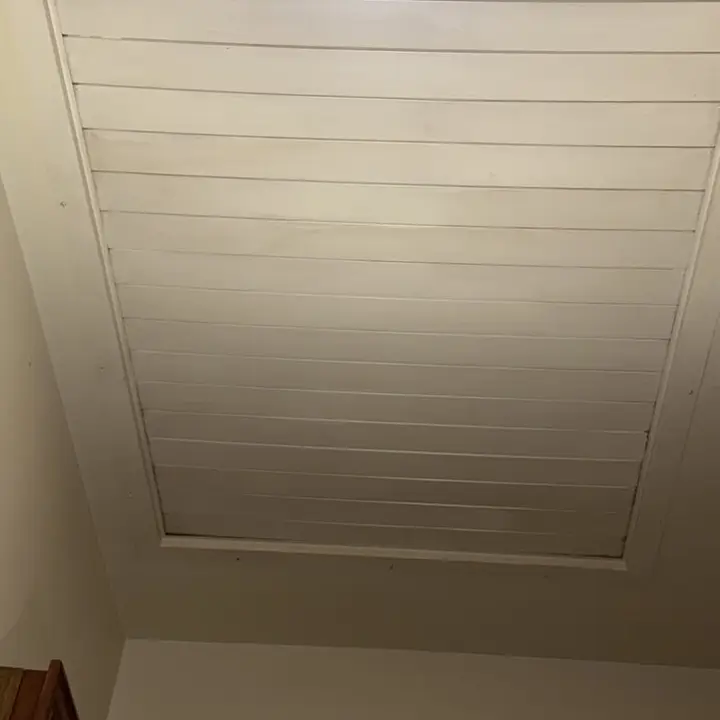 Ceiling return grille, Central Texas