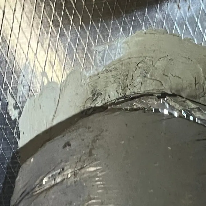 Sealing a duct joint with mastic, Central Texas
