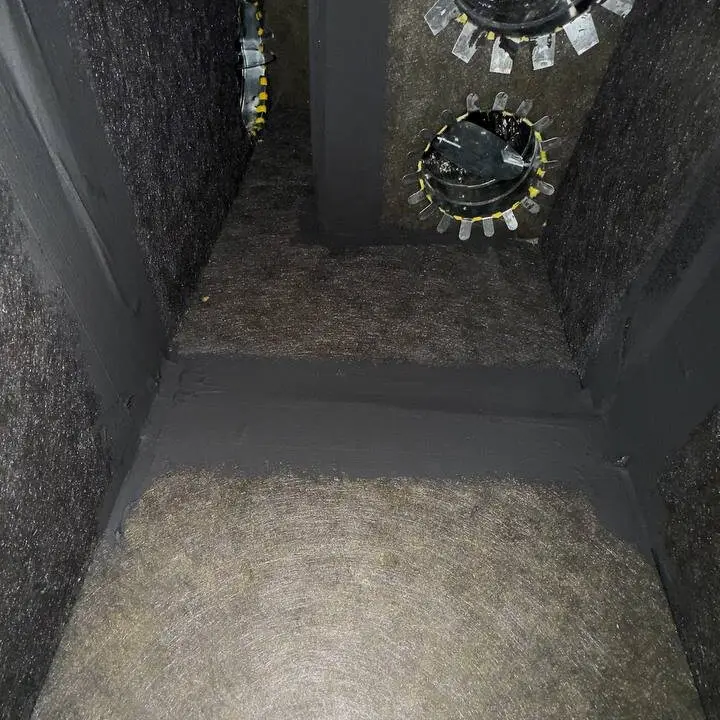 Rectangular duct with take-off, Central Texas